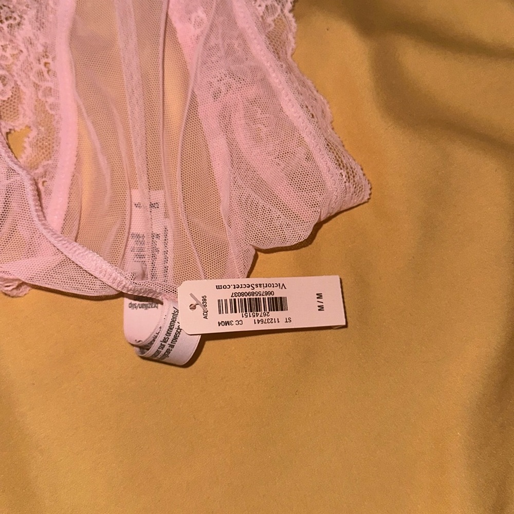 VICTORIA’S SECRET